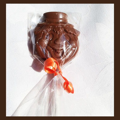 Scarecrow Head Chocolate Lollipop